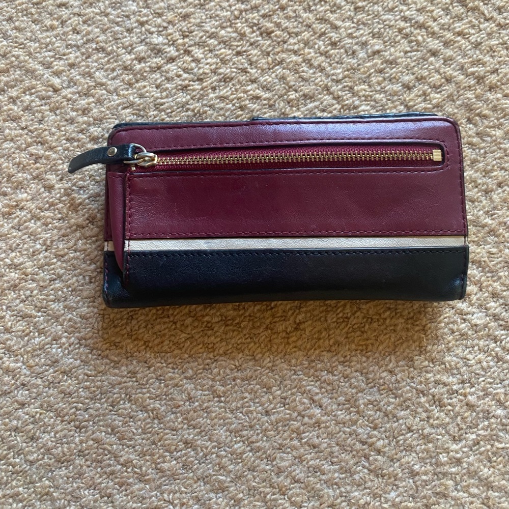 Kate Spade Wallet - Picture 2 of 3